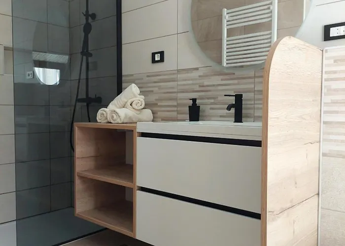 Under The Castle * Škofja Loka